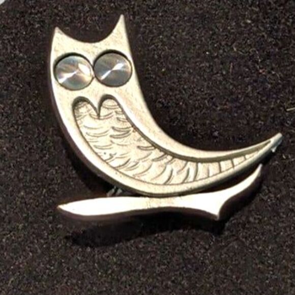 Owl Brooch Silver Tone - Picture 1 of 7